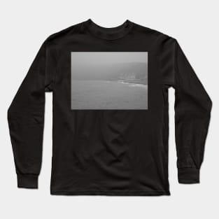 A Beautiful Summers Day In Saltburn Long Sleeve T-Shirt